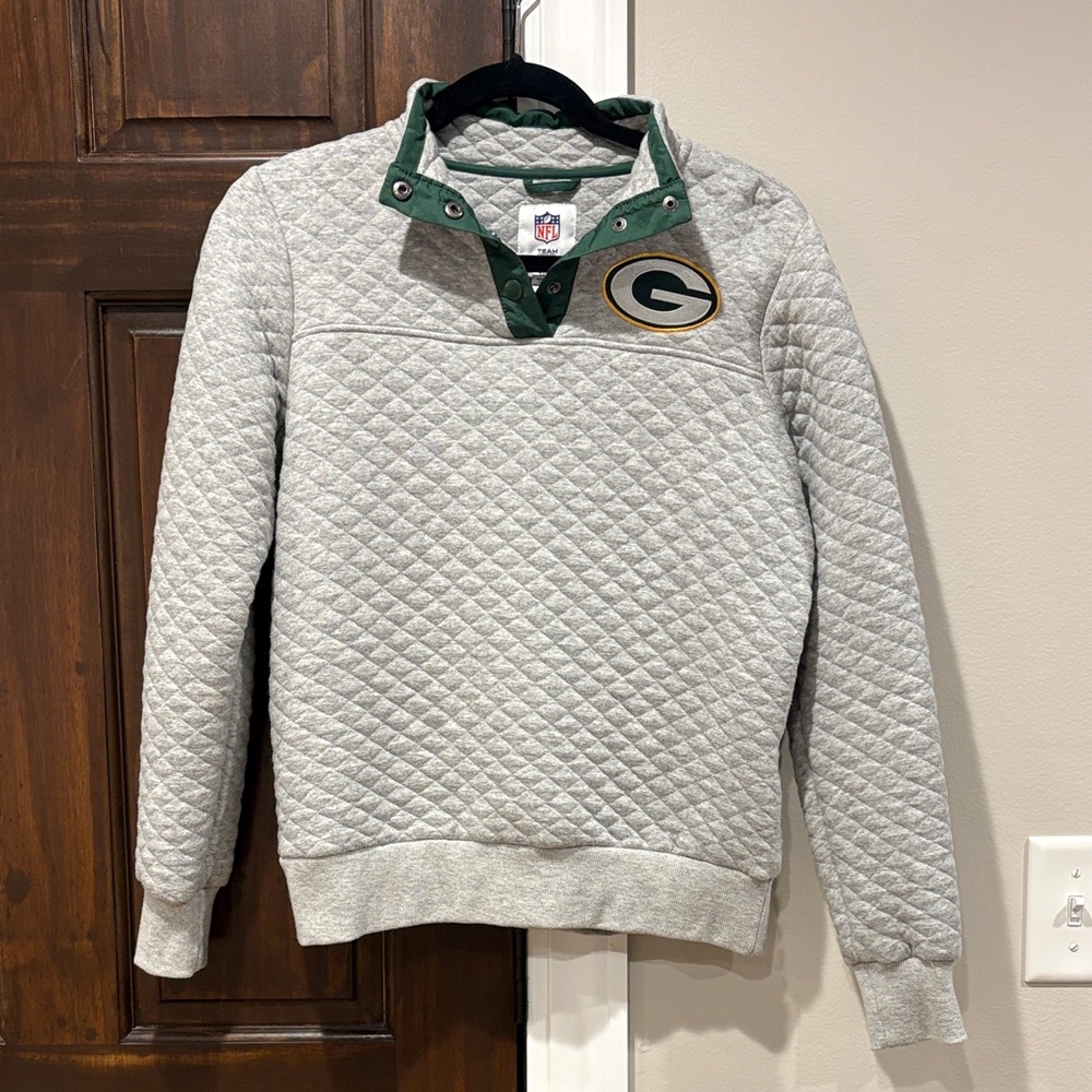 Packers NFL Gray and Green Quilted Sweater